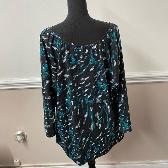 Kim Rogers Plus Size Blouse - Picture 2 of 3